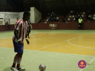 
<a style='margin-left: 5px;' class='btn btn-xs btn-social btn-facebook' href='https://www.facebook.com/sharer/sharer.php?u=https://ko-boladovale.web.getmuller.com.br/imgs/800-800-90/conteudo/fotos/1230/mg9383.jpg' rel='popup' data-width='500' data-height='400'><i class='fa fa-facebook'></i>Compartilhar <span class='hidden-xs'>no Facebook</span>
</a> 
<a class='btn btn-default btn-xs' target='_blank' href='imgs/800-800-90/conteudo/fotos/1230/mg9383.jpg'>
<span class='glyphicon glyphicon-cloud-download'></span> Salvar
</a> 
<span></span>