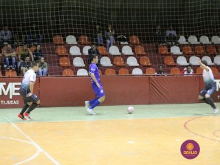 
<a style='margin-left: 5px;' class='btn btn-xs btn-social btn-facebook' href='https://www.facebook.com/sharer/sharer.php?u=https://ko-boladovale.web.getmuller.com.br/imgs/800-800-90/conteudo/fotos/1231/img9486.jpg' rel='popup' data-width='500' data-height='400'><i class='fa fa-facebook'></i>Compartilhar <span class='hidden-xs'>no Facebook</span>
</a> 
<a class='btn btn-default btn-xs' target='_blank' href='imgs/800-800-90/conteudo/fotos/1231/img9486.jpg'>
<span class='glyphicon glyphicon-cloud-download'></span> Salvar
</a> 
<span></span>