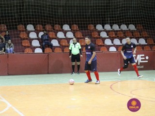 
<a style='margin-left: 5px;' class='btn btn-xs btn-social btn-facebook' href='https://www.facebook.com/sharer/sharer.php?u=https://ko-boladovale.web.getmuller.com.br/imgs/800-800-90/conteudo/fotos/1232/img9501.jpg' rel='popup' data-width='500' data-height='400'><i class='fa fa-facebook'></i>Compartilhar <span class='hidden-xs'>no Facebook</span>
</a> 
<a class='btn btn-default btn-xs' target='_blank' href='imgs/800-800-90/conteudo/fotos/1232/img9501.jpg'>
<span class='glyphicon glyphicon-cloud-download'></span> Salvar
</a> 
<span></span>