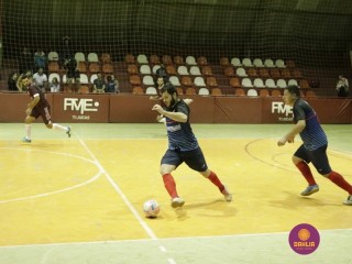 
<a style='margin-left: 5px;' class='btn btn-xs btn-social btn-facebook' href='https://www.facebook.com/sharer/sharer.php?u=https://ko-boladovale.web.getmuller.com.br/imgs/800-800-90/conteudo/fotos/1232/mg9549.jpg' rel='popup' data-width='500' data-height='400'><i class='fa fa-facebook'></i>Compartilhar <span class='hidden-xs'>no Facebook</span>
</a> 
<a class='btn btn-default btn-xs' target='_blank' href='imgs/800-800-90/conteudo/fotos/1232/mg9549.jpg'>
<span class='glyphicon glyphicon-cloud-download'></span> Salvar
</a> 
<span></span>