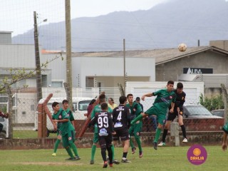 
<a style='margin-left: 5px;' class='btn btn-xs btn-social btn-facebook' href='https://www.facebook.com/sharer/sharer.php?u=https://ko-boladovale.web.getmuller.com.br/imgs/800-800-90/conteudo/fotos/1234/img9812.jpg' rel='popup' data-width='500' data-height='400'><i class='fa fa-facebook'></i>Compartilhar <span class='hidden-xs'>no Facebook</span>
</a> 
<a class='btn btn-default btn-xs' target='_blank' href='imgs/800-800-90/conteudo/fotos/1234/img9812.jpg'>
<span class='glyphicon glyphicon-cloud-download'></span> Salvar
</a> 
<span></span>