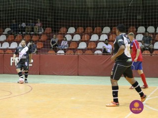 
<a style='margin-left: 5px;' class='btn btn-xs btn-social btn-facebook' href='https://www.facebook.com/sharer/sharer.php?u=https://ko-boladovale.web.getmuller.com.br/imgs/800-800-90/conteudo/fotos/1235/img9883.jpg' rel='popup' data-width='500' data-height='400'><i class='fa fa-facebook'></i>Compartilhar <span class='hidden-xs'>no Facebook</span>
</a> 
<a class='btn btn-default btn-xs' target='_blank' href='imgs/800-800-90/conteudo/fotos/1235/img9883.jpg'>
<span class='glyphicon glyphicon-cloud-download'></span> Salvar
</a> 
<span></span>