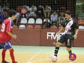 
<a style='margin-left: 5px;' class='btn btn-xs btn-social btn-facebook' href='https://www.facebook.com/sharer/sharer.php?u=https://ko-boladovale.web.getmuller.com.br/imgs/800-800-90/conteudo/fotos/1235/img9903.jpg' rel='popup' data-width='500' data-height='400'><i class='fa fa-facebook'></i>Compartilhar <span class='hidden-xs'>no Facebook</span>
</a> 
<a class='btn btn-default btn-xs' target='_blank' href='imgs/800-800-90/conteudo/fotos/1235/img9903.jpg'>
<span class='glyphicon glyphicon-cloud-download'></span> Salvar
</a> 
<span></span>