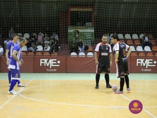 
<a style='margin-left: 5px;' class='btn btn-xs btn-social btn-facebook' href='https://www.facebook.com/sharer/sharer.php?u=https://ko-boladovale.web.getmuller.com.br/imgs/800-800-90/conteudo/fotos/1236/img9930.jpg' rel='popup' data-width='500' data-height='400'><i class='fa fa-facebook'></i>Compartilhar <span class='hidden-xs'>no Facebook</span>
</a> 
<a class='btn btn-default btn-xs' target='_blank' href='imgs/800-800-90/conteudo/fotos/1236/img9930.jpg'>
<span class='glyphicon glyphicon-cloud-download'></span> Salvar
</a> 
<span></span>