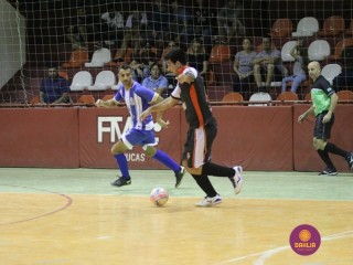 
<a style='margin-left: 5px;' class='btn btn-xs btn-social btn-facebook' href='https://www.facebook.com/sharer/sharer.php?u=https://ko-boladovale.web.getmuller.com.br/imgs/800-800-90/conteudo/fotos/1236/img9960.jpg' rel='popup' data-width='500' data-height='400'><i class='fa fa-facebook'></i>Compartilhar <span class='hidden-xs'>no Facebook</span>
</a> 
<a class='btn btn-default btn-xs' target='_blank' href='imgs/800-800-90/conteudo/fotos/1236/img9960.jpg'>
<span class='glyphicon glyphicon-cloud-download'></span> Salvar
</a> 
<span></span>