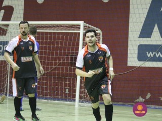 
<a style='margin-left: 5px;' class='btn btn-xs btn-social btn-facebook' href='https://www.facebook.com/sharer/sharer.php?u=https://ko-boladovale.web.getmuller.com.br/imgs/800-800-90/conteudo/fotos/1236/img9975.jpg' rel='popup' data-width='500' data-height='400'><i class='fa fa-facebook'></i>Compartilhar <span class='hidden-xs'>no Facebook</span>
</a> 
<a class='btn btn-default btn-xs' target='_blank' href='imgs/800-800-90/conteudo/fotos/1236/img9975.jpg'>
<span class='glyphicon glyphicon-cloud-download'></span> Salvar
</a> 
<span></span>