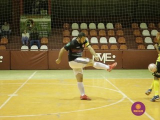 
<a style='margin-left: 5px;' class='btn btn-xs btn-social btn-facebook' href='https://www.facebook.com/sharer/sharer.php?u=https://ko-boladovale.web.getmuller.com.br/imgs/800-800-90/conteudo/fotos/1238/mg0089.jpg' rel='popup' data-width='500' data-height='400'><i class='fa fa-facebook'></i>Compartilhar <span class='hidden-xs'>no Facebook</span>
</a> 
<a class='btn btn-default btn-xs' target='_blank' href='imgs/800-800-90/conteudo/fotos/1238/mg0089.jpg'>
<span class='glyphicon glyphicon-cloud-download'></span> Salvar
</a> 
<span></span>