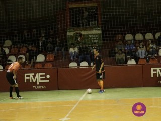 
<a style='margin-left: 5px;' class='btn btn-xs btn-social btn-facebook' href='https://www.facebook.com/sharer/sharer.php?u=https://ko-boladovale.web.getmuller.com.br/imgs/800-800-90/conteudo/fotos/1239/mg0213.jpg' rel='popup' data-width='500' data-height='400'><i class='fa fa-facebook'></i>Compartilhar <span class='hidden-xs'>no Facebook</span>
</a> 
<a class='btn btn-default btn-xs' target='_blank' href='imgs/800-800-90/conteudo/fotos/1239/mg0213.jpg'>
<span class='glyphicon glyphicon-cloud-download'></span> Salvar
</a> 
<span></span>