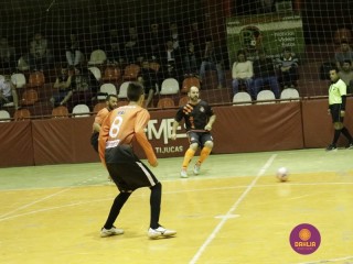 
<a style='margin-left: 5px;' class='btn btn-xs btn-social btn-facebook' href='https://www.facebook.com/sharer/sharer.php?u=https://ko-boladovale.web.getmuller.com.br/imgs/800-800-90/conteudo/fotos/1239/mg0219.jpg' rel='popup' data-width='500' data-height='400'><i class='fa fa-facebook'></i>Compartilhar <span class='hidden-xs'>no Facebook</span>
</a> 
<a class='btn btn-default btn-xs' target='_blank' href='imgs/800-800-90/conteudo/fotos/1239/mg0219.jpg'>
<span class='glyphicon glyphicon-cloud-download'></span> Salvar
</a> 
<span></span>