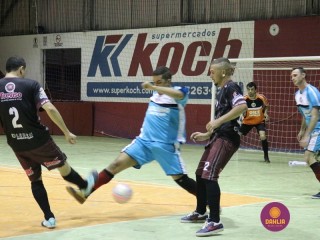 
<a style='margin-left: 5px;' class='btn btn-xs btn-social btn-facebook' href='https://www.facebook.com/sharer/sharer.php?u=https://ko-boladovale.web.getmuller.com.br/imgs/800-800-90/conteudo/fotos/1241/img0388.jpg' rel='popup' data-width='500' data-height='400'><i class='fa fa-facebook'></i>Compartilhar <span class='hidden-xs'>no Facebook</span>
</a> 
<a class='btn btn-default btn-xs' target='_blank' href='imgs/800-800-90/conteudo/fotos/1241/img0388.jpg'>
<span class='glyphicon glyphicon-cloud-download'></span> Salvar
</a> 
<span></span>