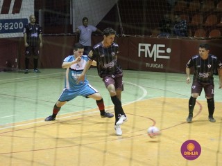 
<a style='margin-left: 5px;' class='btn btn-xs btn-social btn-facebook' href='https://www.facebook.com/sharer/sharer.php?u=https://ko-boladovale.web.getmuller.com.br/imgs/800-800-90/conteudo/fotos/1241/img0428.jpg' rel='popup' data-width='500' data-height='400'><i class='fa fa-facebook'></i>Compartilhar <span class='hidden-xs'>no Facebook</span>
</a> 
<a class='btn btn-default btn-xs' target='_blank' href='imgs/800-800-90/conteudo/fotos/1241/img0428.jpg'>
<span class='glyphicon glyphicon-cloud-download'></span> Salvar
</a> 
<span></span>