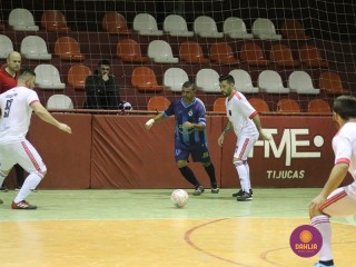 
<a style='margin-left: 5px;' class='btn btn-xs btn-social btn-facebook' href='https://www.facebook.com/sharer/sharer.php?u=https://ko-boladovale.web.getmuller.com.br/imgs/800-800-90/conteudo/fotos/1242/img0480.jpg' rel='popup' data-width='500' data-height='400'><i class='fa fa-facebook'></i>Compartilhar <span class='hidden-xs'>no Facebook</span>
</a> 
<a class='btn btn-default btn-xs' target='_blank' href='imgs/800-800-90/conteudo/fotos/1242/img0480.jpg'>
<span class='glyphicon glyphicon-cloud-download'></span> Salvar
</a> 
<span></span>