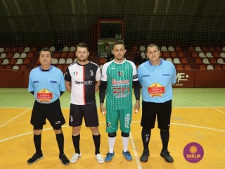 
<a style='margin-left: 5px;' class='btn btn-xs btn-social btn-facebook' href='https://www.facebook.com/sharer/sharer.php?u=https://ko-boladovale.web.getmuller.com.br/imgs/800-800-90/conteudo/fotos/1244/img9951.jpg' rel='popup' data-width='500' data-height='400'><i class='fa fa-facebook'></i>Compartilhar <span class='hidden-xs'>no Facebook</span>
</a> 
<a class='btn btn-default btn-xs' target='_blank' href='imgs/800-800-90/conteudo/fotos/1244/img9951.jpg'>
<span class='glyphicon glyphicon-cloud-download'></span> Salvar
</a> 
<span></span>