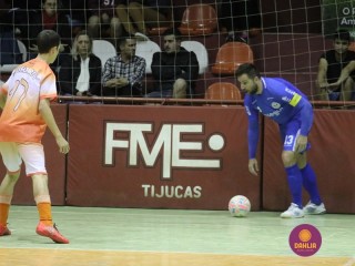 
<a style='margin-left: 5px;' class='btn btn-xs btn-social btn-facebook' href='https://www.facebook.com/sharer/sharer.php?u=https://ko-boladovale.web.getmuller.com.br/imgs/800-800-90/conteudo/fotos/1246/img0019.jpg' rel='popup' data-width='500' data-height='400'><i class='fa fa-facebook'></i>Compartilhar <span class='hidden-xs'>no Facebook</span>
</a> 
<a class='btn btn-default btn-xs' target='_blank' href='imgs/800-800-90/conteudo/fotos/1246/img0019.jpg'>
<span class='glyphicon glyphicon-cloud-download'></span> Salvar
</a> 
<span></span>