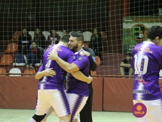 
<a style='margin-left: 5px;' class='btn btn-xs btn-social btn-facebook' href='https://www.facebook.com/sharer/sharer.php?u=https://ko-boladovale.web.getmuller.com.br/imgs/800-800-90/conteudo/fotos/1247/img0066.jpg' rel='popup' data-width='500' data-height='400'><i class='fa fa-facebook'></i>Compartilhar <span class='hidden-xs'>no Facebook</span>
</a> 
<a class='btn btn-default btn-xs' target='_blank' href='imgs/800-800-90/conteudo/fotos/1247/img0066.jpg'>
<span class='glyphicon glyphicon-cloud-download'></span> Salvar
</a> 
<span></span>