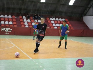 
<a style='margin-left: 5px;' class='btn btn-xs btn-social btn-facebook' href='https://www.facebook.com/sharer/sharer.php?u=https://ko-boladovale.web.getmuller.com.br/imgs/800-800-90/conteudo/fotos/1248/img6154.jpg' rel='popup' data-width='500' data-height='400'><i class='fa fa-facebook'></i>Compartilhar <span class='hidden-xs'>no Facebook</span>
</a> 
<a class='btn btn-default btn-xs' target='_blank' href='imgs/800-800-90/conteudo/fotos/1248/img6154.jpg'>
<span class='glyphicon glyphicon-cloud-download'></span> Salvar
</a> 
<span></span>