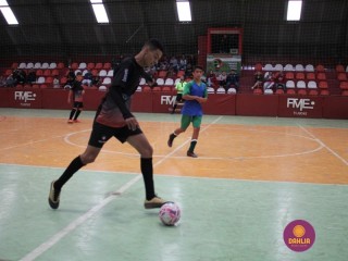 
<a style='margin-left: 5px;' class='btn btn-xs btn-social btn-facebook' href='https://www.facebook.com/sharer/sharer.php?u=https://ko-boladovale.web.getmuller.com.br/imgs/800-800-90/conteudo/fotos/1248/img6155.jpg' rel='popup' data-width='500' data-height='400'><i class='fa fa-facebook'></i>Compartilhar <span class='hidden-xs'>no Facebook</span>
</a> 
<a class='btn btn-default btn-xs' target='_blank' href='imgs/800-800-90/conteudo/fotos/1248/img6155.jpg'>
<span class='glyphicon glyphicon-cloud-download'></span> Salvar
</a> 
<span></span>