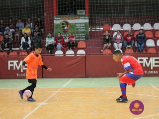 
<a style='margin-left: 5px;' class='btn btn-xs btn-social btn-facebook' href='https://www.facebook.com/sharer/sharer.php?u=https://ko-boladovale.web.getmuller.com.br/imgs/800-800-90/conteudo/fotos/1249/img6178.jpg' rel='popup' data-width='500' data-height='400'><i class='fa fa-facebook'></i>Compartilhar <span class='hidden-xs'>no Facebook</span>
</a> 
<a class='btn btn-default btn-xs' target='_blank' href='imgs/800-800-90/conteudo/fotos/1249/img6178.jpg'>
<span class='glyphicon glyphicon-cloud-download'></span> Salvar
</a> 
<span></span>