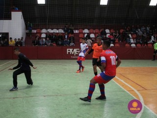 
<a style='margin-left: 5px;' class='btn btn-xs btn-social btn-facebook' href='https://www.facebook.com/sharer/sharer.php?u=https://ko-boladovale.web.getmuller.com.br/imgs/800-800-90/conteudo/fotos/1249/img6184.jpg' rel='popup' data-width='500' data-height='400'><i class='fa fa-facebook'></i>Compartilhar <span class='hidden-xs'>no Facebook</span>
</a> 
<a class='btn btn-default btn-xs' target='_blank' href='imgs/800-800-90/conteudo/fotos/1249/img6184.jpg'>
<span class='glyphicon glyphicon-cloud-download'></span> Salvar
</a> 
<span></span>