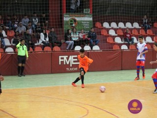 
<a style='margin-left: 5px;' class='btn btn-xs btn-social btn-facebook' href='https://www.facebook.com/sharer/sharer.php?u=https://ko-boladovale.web.getmuller.com.br/imgs/800-800-90/conteudo/fotos/1249/img6188.jpg' rel='popup' data-width='500' data-height='400'><i class='fa fa-facebook'></i>Compartilhar <span class='hidden-xs'>no Facebook</span>
</a> 
<a class='btn btn-default btn-xs' target='_blank' href='imgs/800-800-90/conteudo/fotos/1249/img6188.jpg'>
<span class='glyphicon glyphicon-cloud-download'></span> Salvar
</a> 
<span></span>