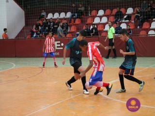 
<a style='margin-left: 5px;' class='btn btn-xs btn-social btn-facebook' href='https://www.facebook.com/sharer/sharer.php?u=https://ko-boladovale.web.getmuller.com.br/imgs/800-800-90/conteudo/fotos/1250/img6227.jpg' rel='popup' data-width='500' data-height='400'><i class='fa fa-facebook'></i>Compartilhar <span class='hidden-xs'>no Facebook</span>
</a> 
<a class='btn btn-default btn-xs' target='_blank' href='imgs/800-800-90/conteudo/fotos/1250/img6227.jpg'>
<span class='glyphicon glyphicon-cloud-download'></span> Salvar
</a> 
<span></span>