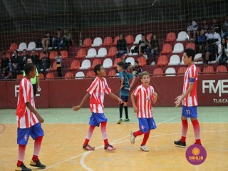 
<a style='margin-left: 5px;' class='btn btn-xs btn-social btn-facebook' href='https://www.facebook.com/sharer/sharer.php?u=https://ko-boladovale.web.getmuller.com.br/imgs/800-800-90/conteudo/fotos/1250/img6261.jpg' rel='popup' data-width='500' data-height='400'><i class='fa fa-facebook'></i>Compartilhar <span class='hidden-xs'>no Facebook</span>
</a> 
<a class='btn btn-default btn-xs' target='_blank' href='imgs/800-800-90/conteudo/fotos/1250/img6261.jpg'>
<span class='glyphicon glyphicon-cloud-download'></span> Salvar
</a> 
<span></span>