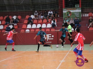 
<a style='margin-left: 5px;' class='btn btn-xs btn-social btn-facebook' href='https://www.facebook.com/sharer/sharer.php?u=https://ko-boladovale.web.getmuller.com.br/imgs/800-800-90/conteudo/fotos/1250/img6321.jpg' rel='popup' data-width='500' data-height='400'><i class='fa fa-facebook'></i>Compartilhar <span class='hidden-xs'>no Facebook</span>
</a> 
<a class='btn btn-default btn-xs' target='_blank' href='imgs/800-800-90/conteudo/fotos/1250/img6321.jpg'>
<span class='glyphicon glyphicon-cloud-download'></span> Salvar
</a> 
<span></span>