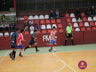 
<a style='margin-left: 5px;' class='btn btn-xs btn-social btn-facebook' href='https://www.facebook.com/sharer/sharer.php?u=https://ko-boladovale.web.getmuller.com.br/imgs/800-800-90/conteudo/fotos/1250/img6356.jpg' rel='popup' data-width='500' data-height='400'><i class='fa fa-facebook'></i>Compartilhar <span class='hidden-xs'>no Facebook</span>
</a> 
<a class='btn btn-default btn-xs' target='_blank' href='imgs/800-800-90/conteudo/fotos/1250/img6356.jpg'>
<span class='glyphicon glyphicon-cloud-download'></span> Salvar
</a> 
<span></span>