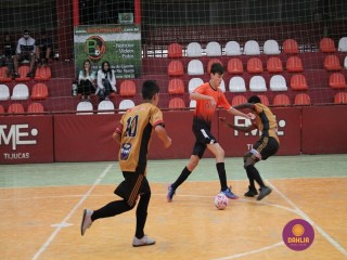 
<a style='margin-left: 5px;' class='btn btn-xs btn-social btn-facebook' href='https://www.facebook.com/sharer/sharer.php?u=https://ko-boladovale.web.getmuller.com.br/imgs/800-800-90/conteudo/fotos/1251/img6380.jpg' rel='popup' data-width='500' data-height='400'><i class='fa fa-facebook'></i>Compartilhar <span class='hidden-xs'>no Facebook</span>
</a> 
<a class='btn btn-default btn-xs' target='_blank' href='imgs/800-800-90/conteudo/fotos/1251/img6380.jpg'>
<span class='glyphicon glyphicon-cloud-download'></span> Salvar
</a> 
<span></span>