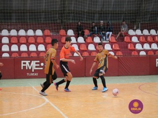 
<a style='margin-left: 5px;' class='btn btn-xs btn-social btn-facebook' href='https://www.facebook.com/sharer/sharer.php?u=https://ko-boladovale.web.getmuller.com.br/imgs/800-800-90/conteudo/fotos/1251/img6401.jpg' rel='popup' data-width='500' data-height='400'><i class='fa fa-facebook'></i>Compartilhar <span class='hidden-xs'>no Facebook</span>
</a> 
<a class='btn btn-default btn-xs' target='_blank' href='imgs/800-800-90/conteudo/fotos/1251/img6401.jpg'>
<span class='glyphicon glyphicon-cloud-download'></span> Salvar
</a> 
<span></span>