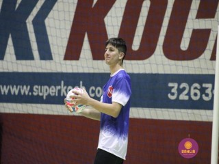 
<a style='margin-left: 5px;' class='btn btn-xs btn-social btn-facebook' href='https://www.facebook.com/sharer/sharer.php?u=https://ko-boladovale.web.getmuller.com.br/imgs/800-800-90/conteudo/fotos/1253/img0631.jpg' rel='popup' data-width='500' data-height='400'><i class='fa fa-facebook'></i>Compartilhar <span class='hidden-xs'>no Facebook</span>
</a> 
<a class='btn btn-default btn-xs' target='_blank' href='imgs/800-800-90/conteudo/fotos/1253/img0631.jpg'>
<span class='glyphicon glyphicon-cloud-download'></span> Salvar
</a> 
<span></span>