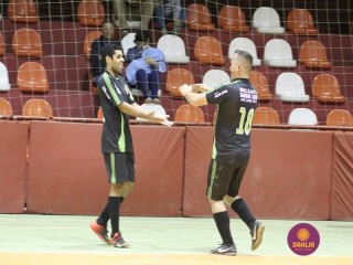 
<a style='margin-left: 5px;' class='btn btn-xs btn-social btn-facebook' href='https://www.facebook.com/sharer/sharer.php?u=https://ko-boladovale.web.getmuller.com.br/imgs/800-800-90/conteudo/fotos/1253/img0640.jpg' rel='popup' data-width='500' data-height='400'><i class='fa fa-facebook'></i>Compartilhar <span class='hidden-xs'>no Facebook</span>
</a> 
<a class='btn btn-default btn-xs' target='_blank' href='imgs/800-800-90/conteudo/fotos/1253/img0640.jpg'>
<span class='glyphicon glyphicon-cloud-download'></span> Salvar
</a> 
<span></span>