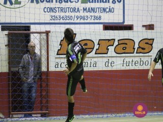 
<a style='margin-left: 5px;' class='btn btn-xs btn-social btn-facebook' href='https://www.facebook.com/sharer/sharer.php?u=https://ko-boladovale.web.getmuller.com.br/imgs/800-800-90/conteudo/fotos/1253/img0664.jpg' rel='popup' data-width='500' data-height='400'><i class='fa fa-facebook'></i>Compartilhar <span class='hidden-xs'>no Facebook</span>
</a> 
<a class='btn btn-default btn-xs' target='_blank' href='imgs/800-800-90/conteudo/fotos/1253/img0664.jpg'>
<span class='glyphicon glyphicon-cloud-download'></span> Salvar
</a> 
<span></span>