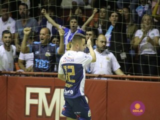 
<a style='margin-left: 5px;' class='btn btn-xs btn-social btn-facebook' href='https://www.facebook.com/sharer/sharer.php?u=https://ko-boladovale.web.getmuller.com.br/imgs/800-800-90/conteudo/fotos/1254/img0714.jpg' rel='popup' data-width='500' data-height='400'><i class='fa fa-facebook'></i>Compartilhar <span class='hidden-xs'>no Facebook</span>
</a> 
<a class='btn btn-default btn-xs' target='_blank' href='imgs/800-800-90/conteudo/fotos/1254/img0714.jpg'>
<span class='glyphicon glyphicon-cloud-download'></span> Salvar
</a> 
<span></span>