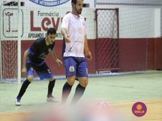 
<a style='margin-left: 5px;' class='btn btn-xs btn-social btn-facebook' href='https://www.facebook.com/sharer/sharer.php?u=https://ko-boladovale.web.getmuller.com.br/imgs/800-800-90/conteudo/fotos/1254/img0716.jpg' rel='popup' data-width='500' data-height='400'><i class='fa fa-facebook'></i>Compartilhar <span class='hidden-xs'>no Facebook</span>
</a> 
<a class='btn btn-default btn-xs' target='_blank' href='imgs/800-800-90/conteudo/fotos/1254/img0716.jpg'>
<span class='glyphicon glyphicon-cloud-download'></span> Salvar
</a> 
<span></span>