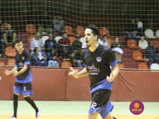 
<a style='margin-left: 5px;' class='btn btn-xs btn-social btn-facebook' href='https://www.facebook.com/sharer/sharer.php?u=https://ko-boladovale.web.getmuller.com.br/imgs/800-800-90/conteudo/fotos/1254/img0736.jpg' rel='popup' data-width='500' data-height='400'><i class='fa fa-facebook'></i>Compartilhar <span class='hidden-xs'>no Facebook</span>
</a> 
<a class='btn btn-default btn-xs' target='_blank' href='imgs/800-800-90/conteudo/fotos/1254/img0736.jpg'>
<span class='glyphicon glyphicon-cloud-download'></span> Salvar
</a> 
<span></span>