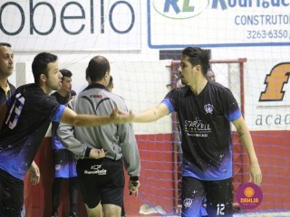 
<a style='margin-left: 5px;' class='btn btn-xs btn-social btn-facebook' href='https://www.facebook.com/sharer/sharer.php?u=https://ko-boladovale.web.getmuller.com.br/imgs/800-800-90/conteudo/fotos/1254/img0738.jpg' rel='popup' data-width='500' data-height='400'><i class='fa fa-facebook'></i>Compartilhar <span class='hidden-xs'>no Facebook</span>
</a> 
<a class='btn btn-default btn-xs' target='_blank' href='imgs/800-800-90/conteudo/fotos/1254/img0738.jpg'>
<span class='glyphicon glyphicon-cloud-download'></span> Salvar
</a> 
<span></span>