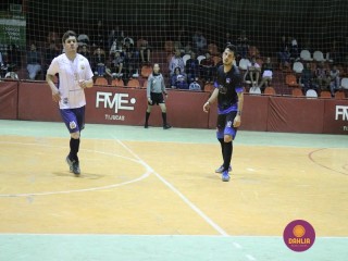 
<a style='margin-left: 5px;' class='btn btn-xs btn-social btn-facebook' href='https://www.facebook.com/sharer/sharer.php?u=https://ko-boladovale.web.getmuller.com.br/imgs/800-800-90/conteudo/fotos/1254/img0769.jpg' rel='popup' data-width='500' data-height='400'><i class='fa fa-facebook'></i>Compartilhar <span class='hidden-xs'>no Facebook</span>
</a> 
<a class='btn btn-default btn-xs' target='_blank' href='imgs/800-800-90/conteudo/fotos/1254/img0769.jpg'>
<span class='glyphicon glyphicon-cloud-download'></span> Salvar
</a> 
<span></span>