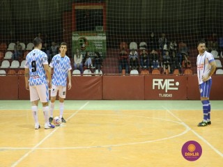 
<a style='margin-left: 5px;' class='btn btn-xs btn-social btn-facebook' href='https://www.facebook.com/sharer/sharer.php?u=https://ko-boladovale.web.getmuller.com.br/imgs/800-800-90/conteudo/fotos/1255/img0784.jpg' rel='popup' data-width='500' data-height='400'><i class='fa fa-facebook'></i>Compartilhar <span class='hidden-xs'>no Facebook</span>
</a> 
<a class='btn btn-default btn-xs' target='_blank' href='imgs/800-800-90/conteudo/fotos/1255/img0784.jpg'>
<span class='glyphicon glyphicon-cloud-download'></span> Salvar
</a> 
<span></span>