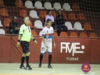 
<a style='margin-left: 5px;' class='btn btn-xs btn-social btn-facebook' href='https://www.facebook.com/sharer/sharer.php?u=https://ko-boladovale.web.getmuller.com.br/imgs/800-800-90/conteudo/fotos/1258/img1007.jpg' rel='popup' data-width='500' data-height='400'><i class='fa fa-facebook'></i>Compartilhar <span class='hidden-xs'>no Facebook</span>
</a> 
<a class='btn btn-default btn-xs' target='_blank' href='imgs/800-800-90/conteudo/fotos/1258/img1007.jpg'>
<span class='glyphicon glyphicon-cloud-download'></span> Salvar
</a> 
<span></span>