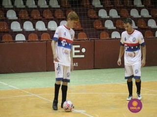 
<a style='margin-left: 5px;' class='btn btn-xs btn-social btn-facebook' href='https://www.facebook.com/sharer/sharer.php?u=https://ko-boladovale.web.getmuller.com.br/imgs/800-800-90/conteudo/fotos/1258/img1041.jpg' rel='popup' data-width='500' data-height='400'><i class='fa fa-facebook'></i>Compartilhar <span class='hidden-xs'>no Facebook</span>
</a> 
<a class='btn btn-default btn-xs' target='_blank' href='imgs/800-800-90/conteudo/fotos/1258/img1041.jpg'>
<span class='glyphicon glyphicon-cloud-download'></span> Salvar
</a> 
<span></span>