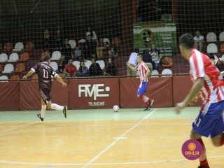 
<a style='margin-left: 5px;' class='btn btn-xs btn-social btn-facebook' href='https://www.facebook.com/sharer/sharer.php?u=https://ko-boladovale.web.getmuller.com.br/imgs/800-800-90/conteudo/fotos/1259/img1098.jpg' rel='popup' data-width='500' data-height='400'><i class='fa fa-facebook'></i>Compartilhar <span class='hidden-xs'>no Facebook</span>
</a> 
<a class='btn btn-default btn-xs' target='_blank' href='imgs/800-800-90/conteudo/fotos/1259/img1098.jpg'>
<span class='glyphicon glyphicon-cloud-download'></span> Salvar
</a> 
<span></span>