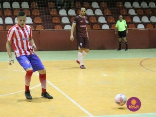 
<a style='margin-left: 5px;' class='btn btn-xs btn-social btn-facebook' href='https://www.facebook.com/sharer/sharer.php?u=https://ko-boladovale.web.getmuller.com.br/imgs/800-800-90/conteudo/fotos/1259/img1110.jpg' rel='popup' data-width='500' data-height='400'><i class='fa fa-facebook'></i>Compartilhar <span class='hidden-xs'>no Facebook</span>
</a> 
<a class='btn btn-default btn-xs' target='_blank' href='imgs/800-800-90/conteudo/fotos/1259/img1110.jpg'>
<span class='glyphicon glyphicon-cloud-download'></span> Salvar
</a> 
<span></span>