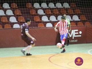 
<a style='margin-left: 5px;' class='btn btn-xs btn-social btn-facebook' href='https://www.facebook.com/sharer/sharer.php?u=https://ko-boladovale.web.getmuller.com.br/imgs/800-800-90/conteudo/fotos/1259/img1134.jpg' rel='popup' data-width='500' data-height='400'><i class='fa fa-facebook'></i>Compartilhar <span class='hidden-xs'>no Facebook</span>
</a> 
<a class='btn btn-default btn-xs' target='_blank' href='imgs/800-800-90/conteudo/fotos/1259/img1134.jpg'>
<span class='glyphicon glyphicon-cloud-download'></span> Salvar
</a> 
<span></span>