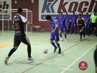 
<a style='margin-left: 5px;' class='btn btn-xs btn-social btn-facebook' href='https://www.facebook.com/sharer/sharer.php?u=https://ko-boladovale.web.getmuller.com.br/imgs/800-800-90/conteudo/fotos/1260/img1225.jpg' rel='popup' data-width='500' data-height='400'><i class='fa fa-facebook'></i>Compartilhar <span class='hidden-xs'>no Facebook</span>
</a> 
<a class='btn btn-default btn-xs' target='_blank' href='imgs/800-800-90/conteudo/fotos/1260/img1225.jpg'>
<span class='glyphicon glyphicon-cloud-download'></span> Salvar
</a> 
<span></span>