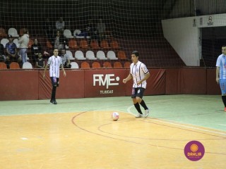 
<a style='margin-left: 5px;' class='btn btn-xs btn-social btn-facebook' href='https://www.facebook.com/sharer/sharer.php?u=https://ko-boladovale.web.getmuller.com.br/imgs/800-800-90/conteudo/fotos/1261/img1390.jpg' rel='popup' data-width='500' data-height='400'><i class='fa fa-facebook'></i>Compartilhar <span class='hidden-xs'>no Facebook</span>
</a> 
<a class='btn btn-default btn-xs' target='_blank' href='imgs/800-800-90/conteudo/fotos/1261/img1390.jpg'>
<span class='glyphicon glyphicon-cloud-download'></span> Salvar
</a> 
<span></span>