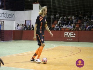 
<a style='margin-left: 5px;' class='btn btn-xs btn-social btn-facebook' href='https://www.facebook.com/sharer/sharer.php?u=https://ko-boladovale.web.getmuller.com.br/imgs/800-800-90/conteudo/fotos/1263/img1608.jpg' rel='popup' data-width='500' data-height='400'><i class='fa fa-facebook'></i>Compartilhar <span class='hidden-xs'>no Facebook</span>
</a> 
<a class='btn btn-default btn-xs' target='_blank' href='imgs/800-800-90/conteudo/fotos/1263/img1608.jpg'>
<span class='glyphicon glyphicon-cloud-download'></span> Salvar
</a> 
<span></span>