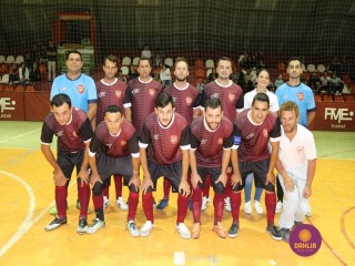 
<a style='margin-left: 5px;' class='btn btn-xs btn-social btn-facebook' href='https://www.facebook.com/sharer/sharer.php?u=https://ko-boladovale.web.getmuller.com.br/imgs/800-800-90/conteudo/fotos/1264/img1620.jpg' rel='popup' data-width='500' data-height='400'><i class='fa fa-facebook'></i>Compartilhar <span class='hidden-xs'>no Facebook</span>
</a> 
<a class='btn btn-default btn-xs' target='_blank' href='imgs/800-800-90/conteudo/fotos/1264/img1620.jpg'>
<span class='glyphicon glyphicon-cloud-download'></span> Salvar
</a> 
<span></span>