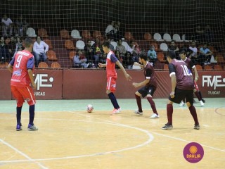 
<a style='margin-left: 5px;' class='btn btn-xs btn-social btn-facebook' href='https://www.facebook.com/sharer/sharer.php?u=https://ko-boladovale.web.getmuller.com.br/imgs/800-800-90/conteudo/fotos/1264/img1639.jpg' rel='popup' data-width='500' data-height='400'><i class='fa fa-facebook'></i>Compartilhar <span class='hidden-xs'>no Facebook</span>
</a> 
<a class='btn btn-default btn-xs' target='_blank' href='imgs/800-800-90/conteudo/fotos/1264/img1639.jpg'>
<span class='glyphicon glyphicon-cloud-download'></span> Salvar
</a> 
<span></span>