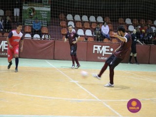 
<a style='margin-left: 5px;' class='btn btn-xs btn-social btn-facebook' href='https://www.facebook.com/sharer/sharer.php?u=https://ko-boladovale.web.getmuller.com.br/imgs/800-800-90/conteudo/fotos/1264/img1665.jpg' rel='popup' data-width='500' data-height='400'><i class='fa fa-facebook'></i>Compartilhar <span class='hidden-xs'>no Facebook</span>
</a> 
<a class='btn btn-default btn-xs' target='_blank' href='imgs/800-800-90/conteudo/fotos/1264/img1665.jpg'>
<span class='glyphicon glyphicon-cloud-download'></span> Salvar
</a> 
<span></span>